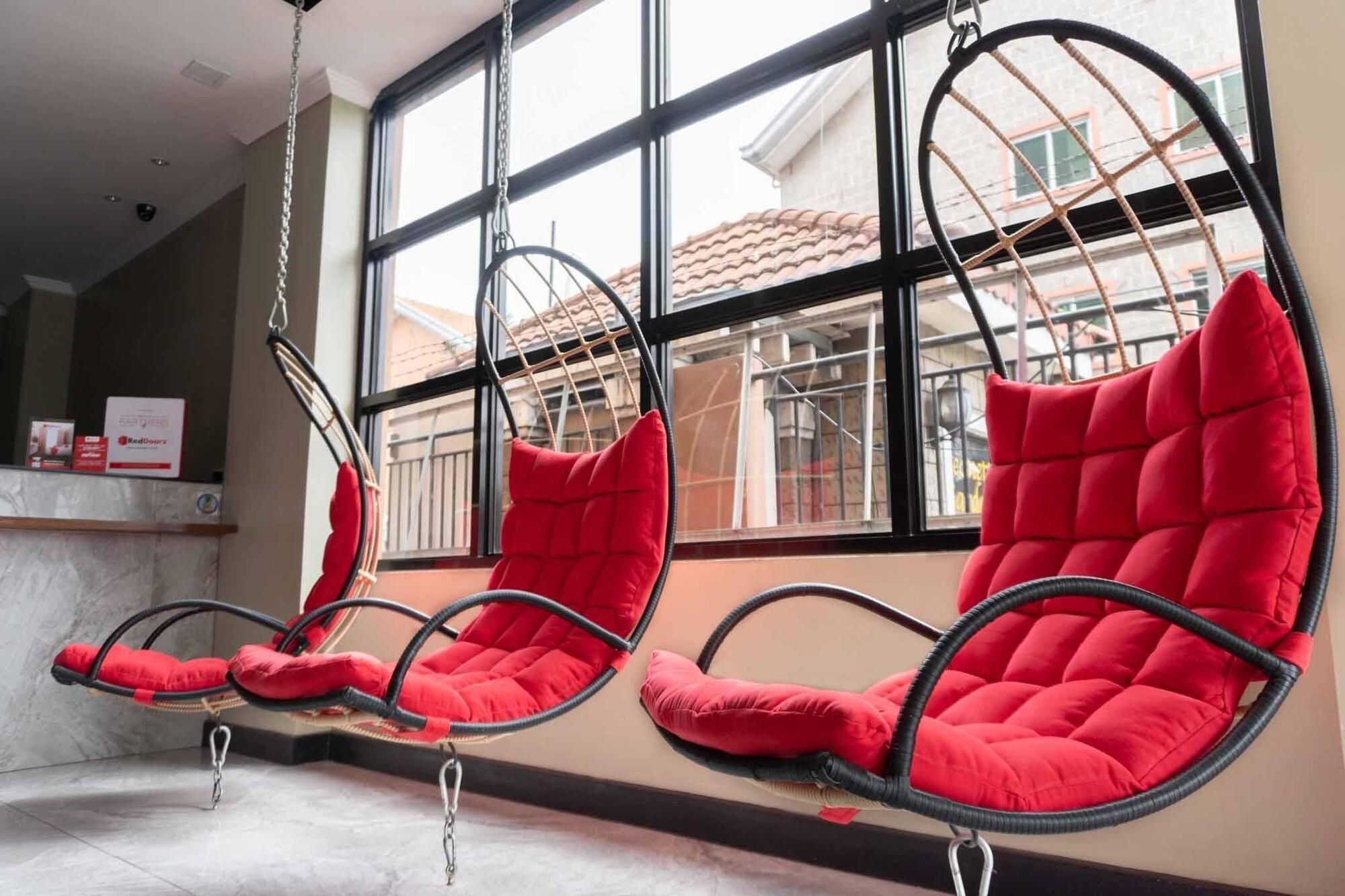 Reddoorz Plus At Mm Hotel Las Pinas Former Reddoorz Plus Near Bamboo Organ Εξωτερικό φωτογραφία
