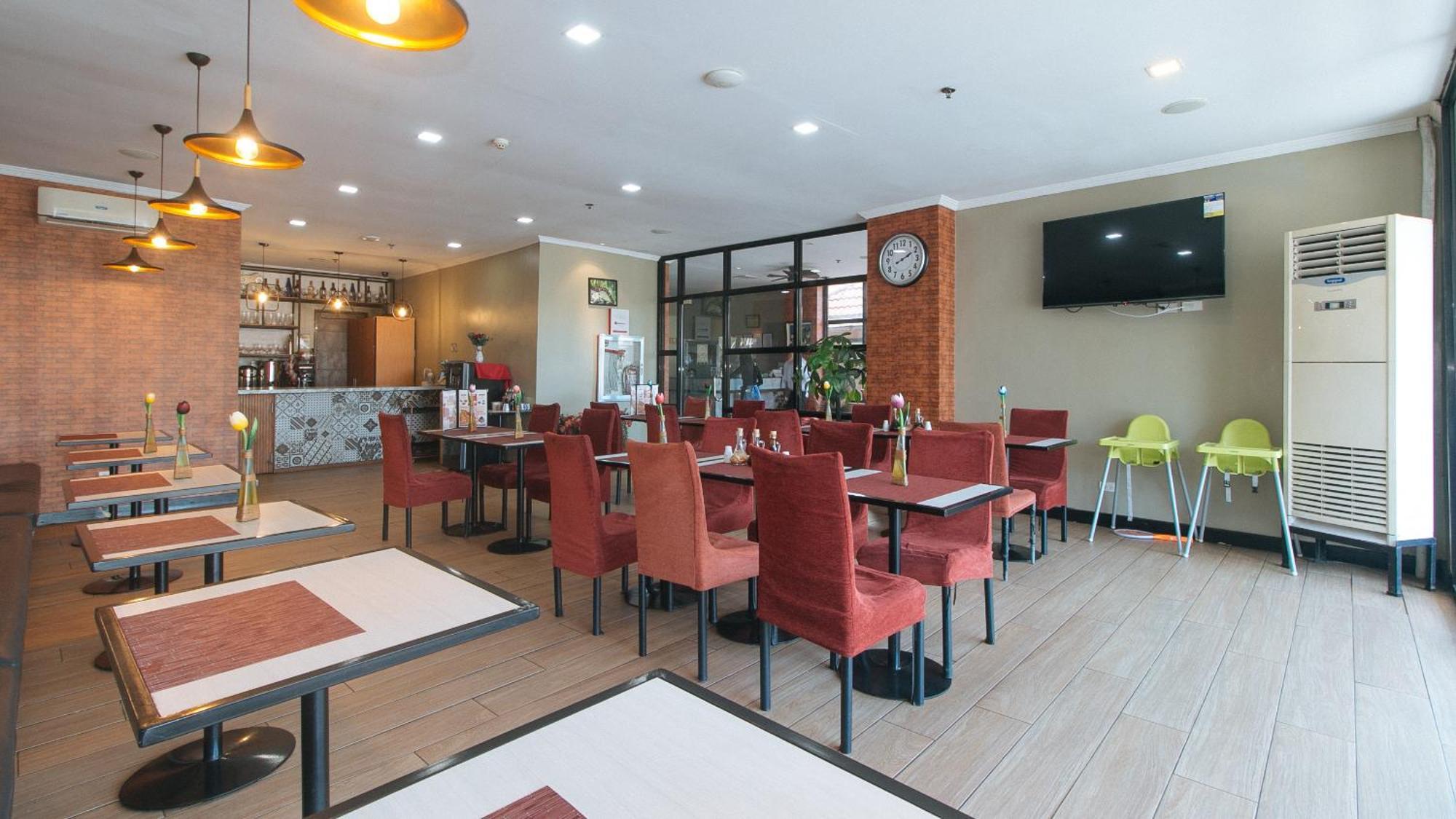 Reddoorz Plus At Mm Hotel Las Pinas Former Reddoorz Plus Near Bamboo Organ Εξωτερικό φωτογραφία