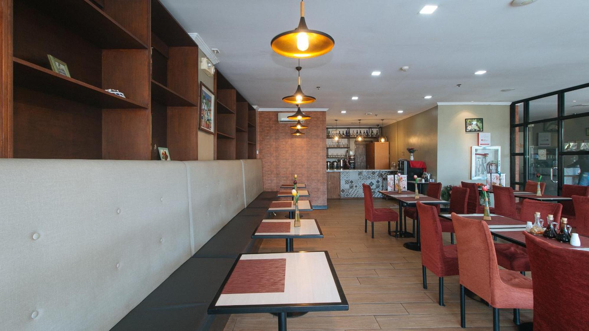 Reddoorz Plus At Mm Hotel Las Pinas Former Reddoorz Plus Near Bamboo Organ Εξωτερικό φωτογραφία