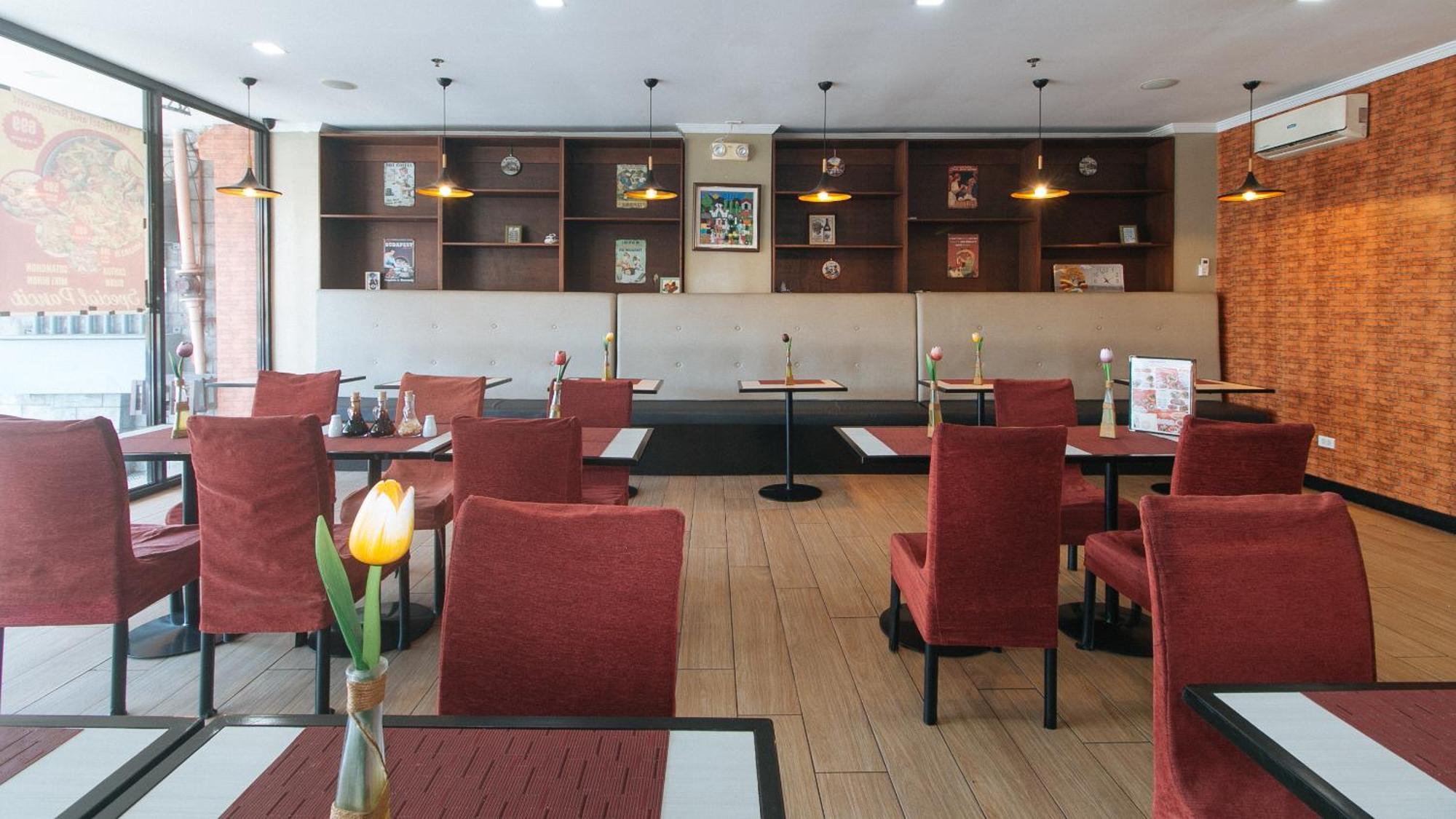 Reddoorz Plus At Mm Hotel Las Pinas Former Reddoorz Plus Near Bamboo Organ Εξωτερικό φωτογραφία