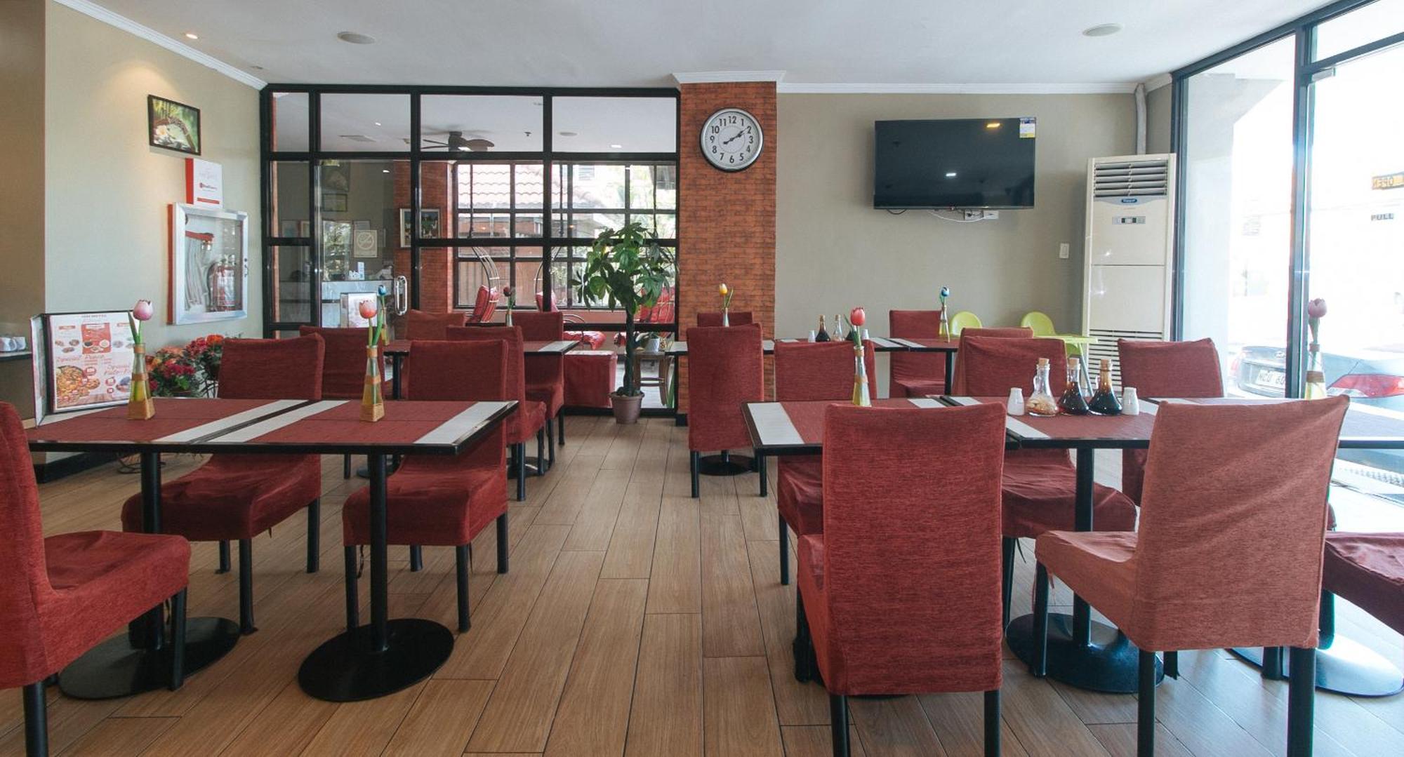 Reddoorz Plus At Mm Hotel Las Pinas Former Reddoorz Plus Near Bamboo Organ Εξωτερικό φωτογραφία