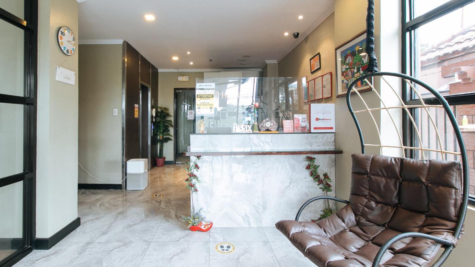 Reddoorz Plus At Mm Hotel Las Pinas Former Reddoorz Plus Near Bamboo Organ Εξωτερικό φωτογραφία