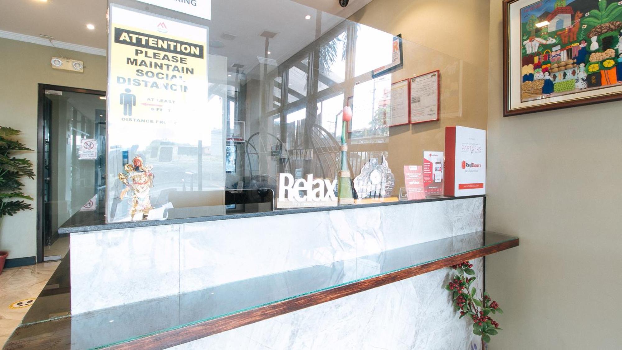 Reddoorz Plus At Mm Hotel Las Pinas Former Reddoorz Plus Near Bamboo Organ Εξωτερικό φωτογραφία